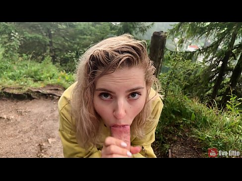 ❤️ Nighean a’ slugadh cum às deidh blowjob poblach - Eva Elfi ️  Bhidio anal  leinn  ❌